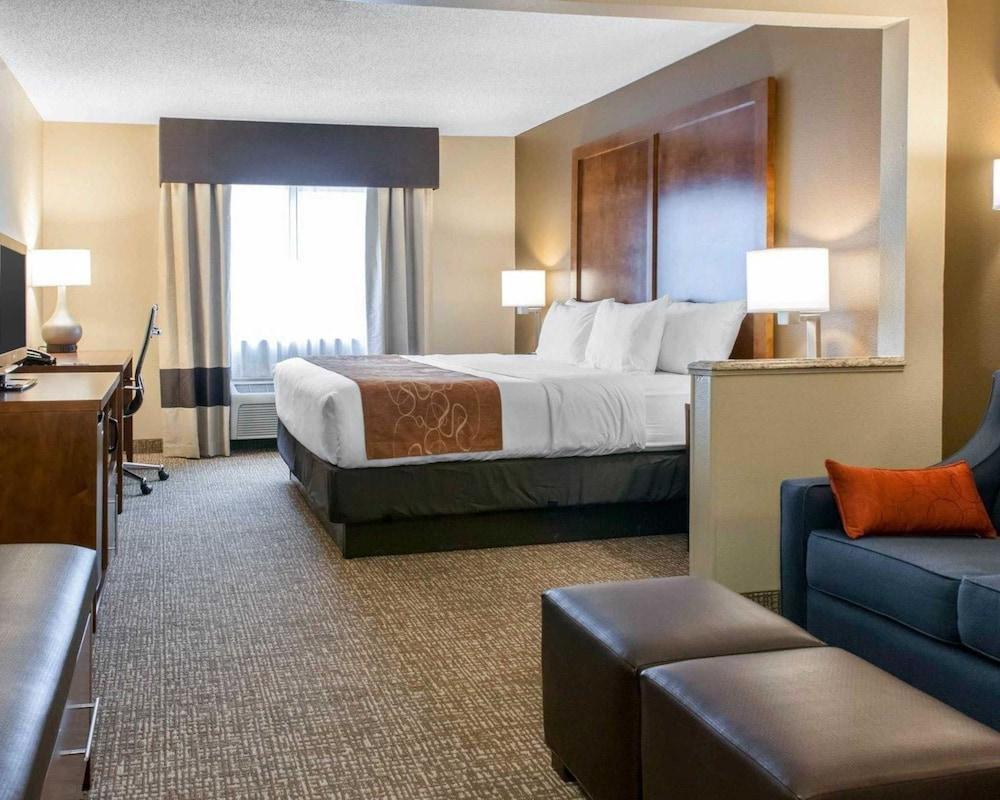 Comfort Suites Terre Haute University Area Экстерьер фото