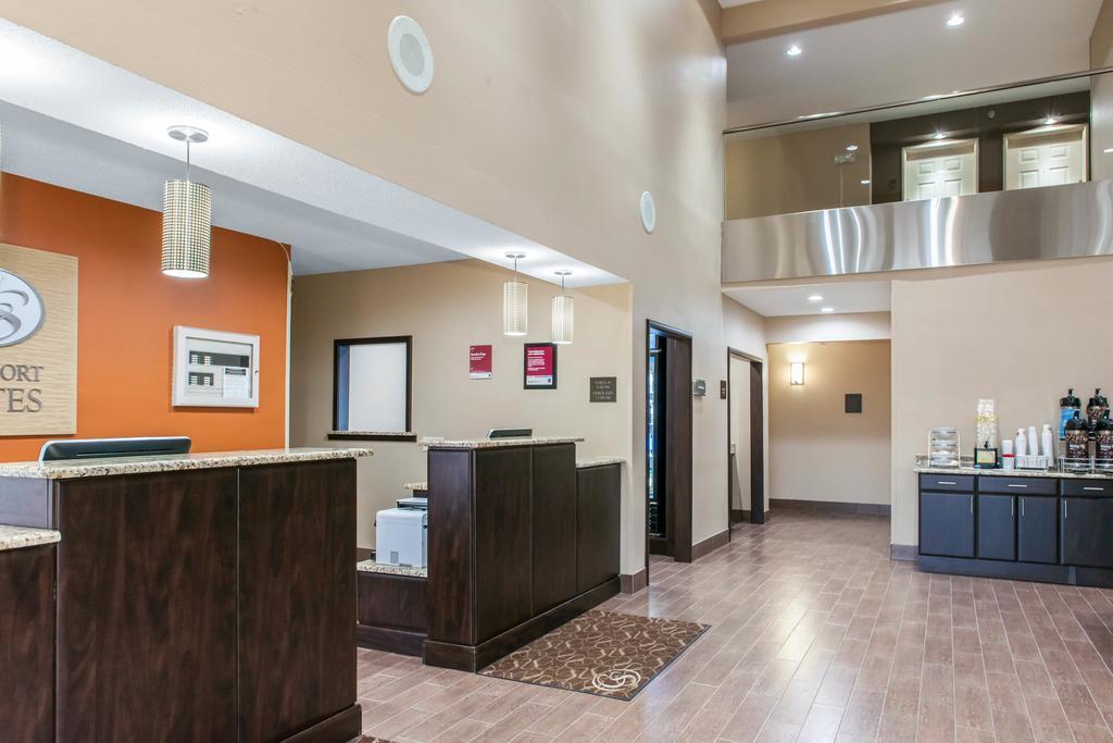 Comfort Suites Terre Haute University Area Экстерьер фото