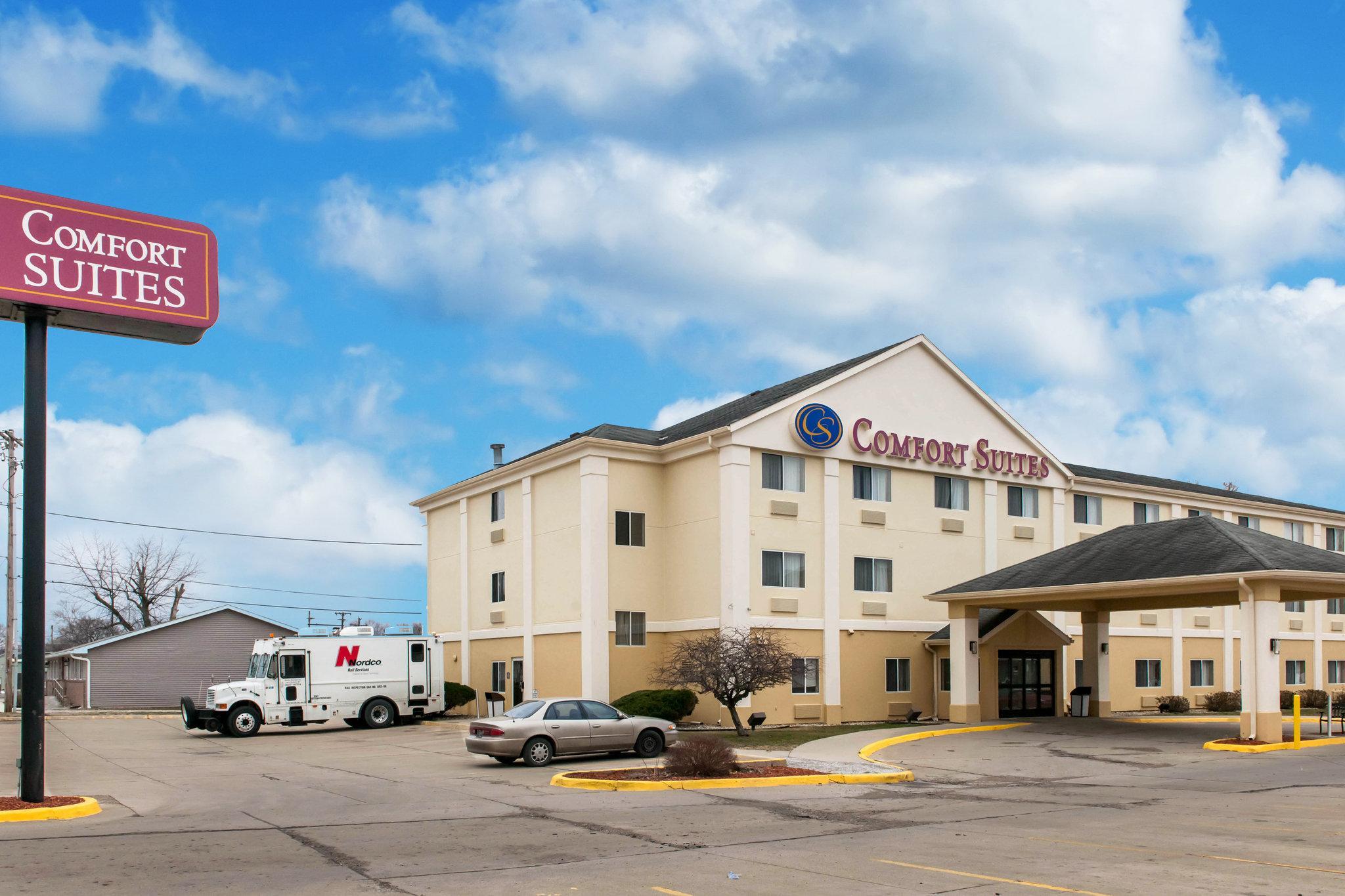 Comfort Suites Terre Haute University Area Экстерьер фото