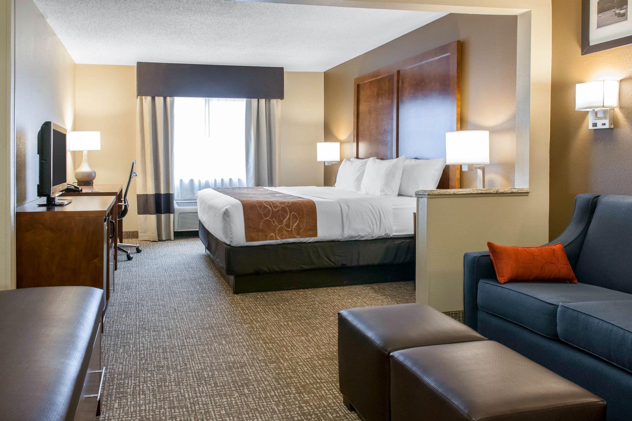 Comfort Suites Terre Haute University Area Экстерьер фото