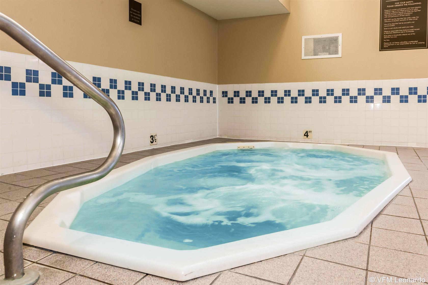 Comfort Suites Terre Haute University Area Экстерьер фото