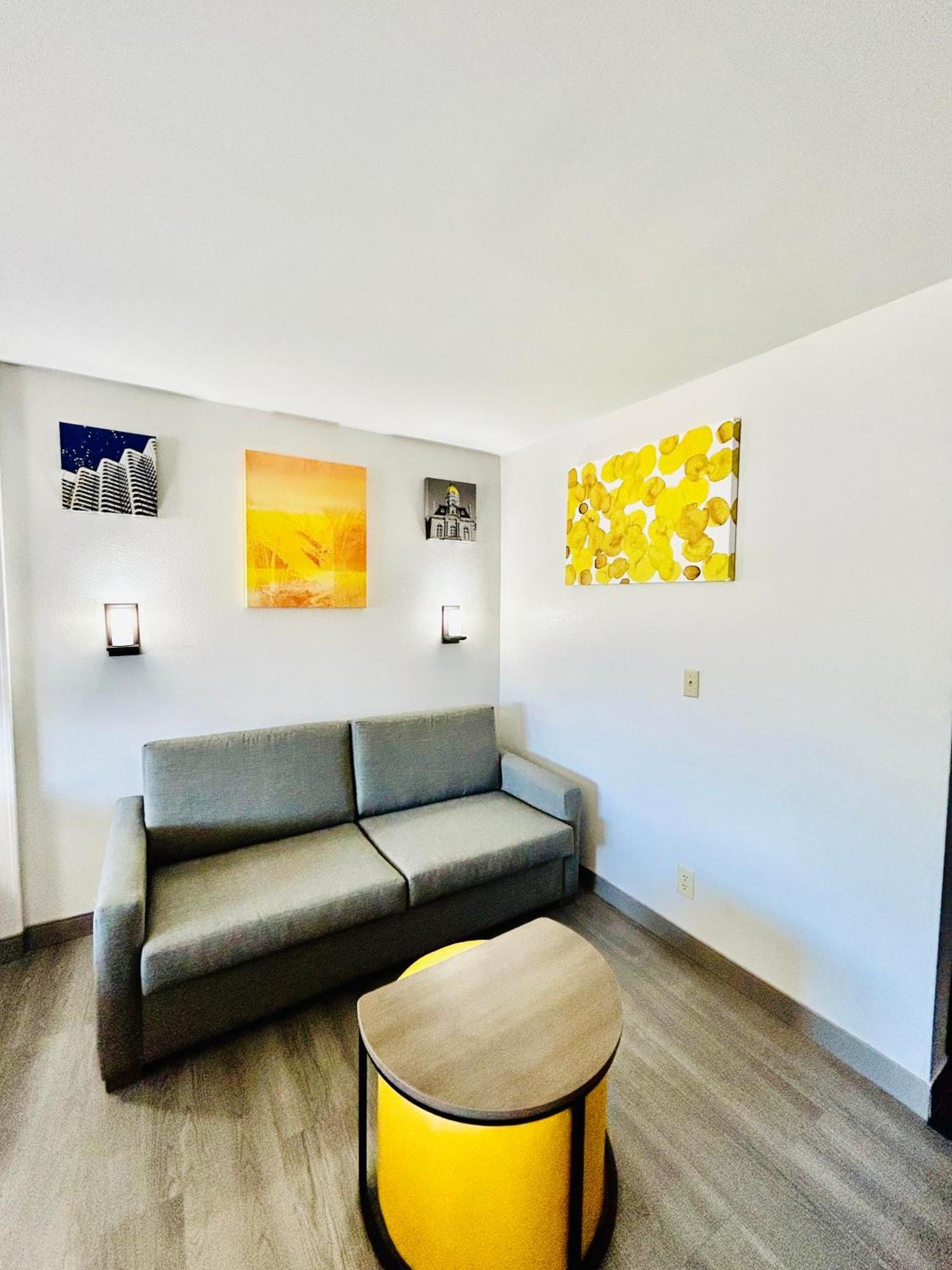 Comfort Suites Terre Haute University Area Экстерьер фото